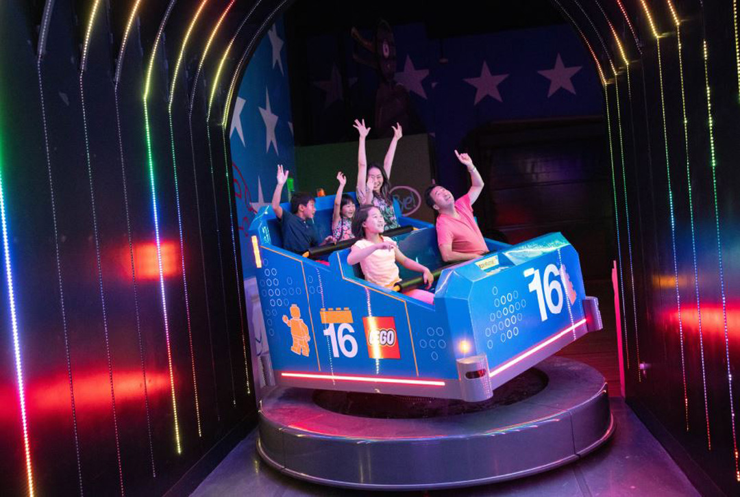 Interactive Dark Ride Project Xperience Mover | Motion-Integrated Dark Ride Vehicle | ETF Ride Systems